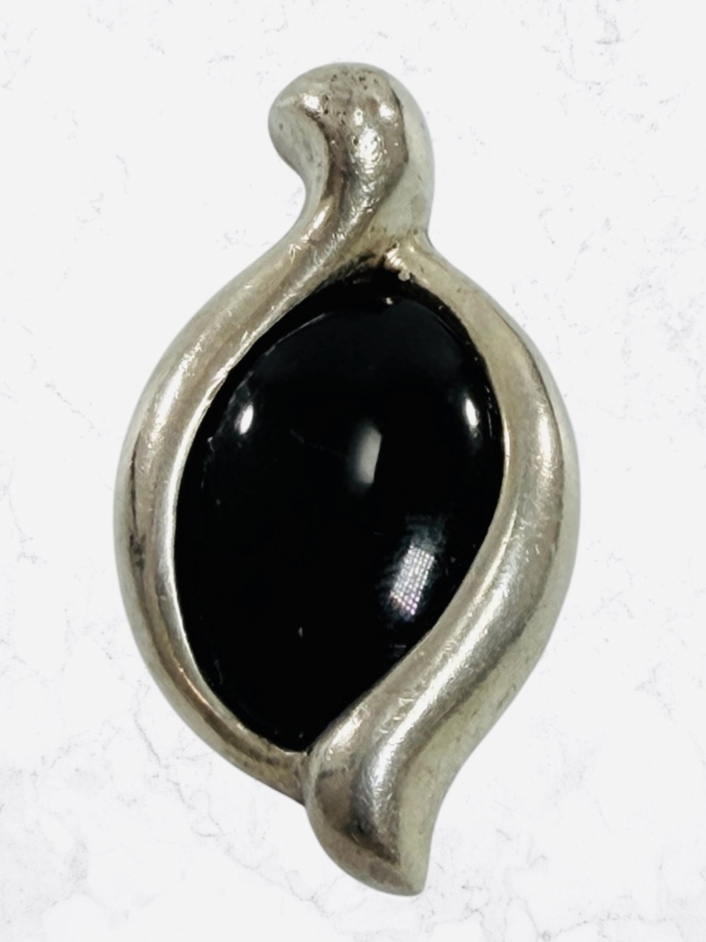 Sunstone Imports Black Onyx Cabochon 925 Sterling Silver Pendant Charm Thailand